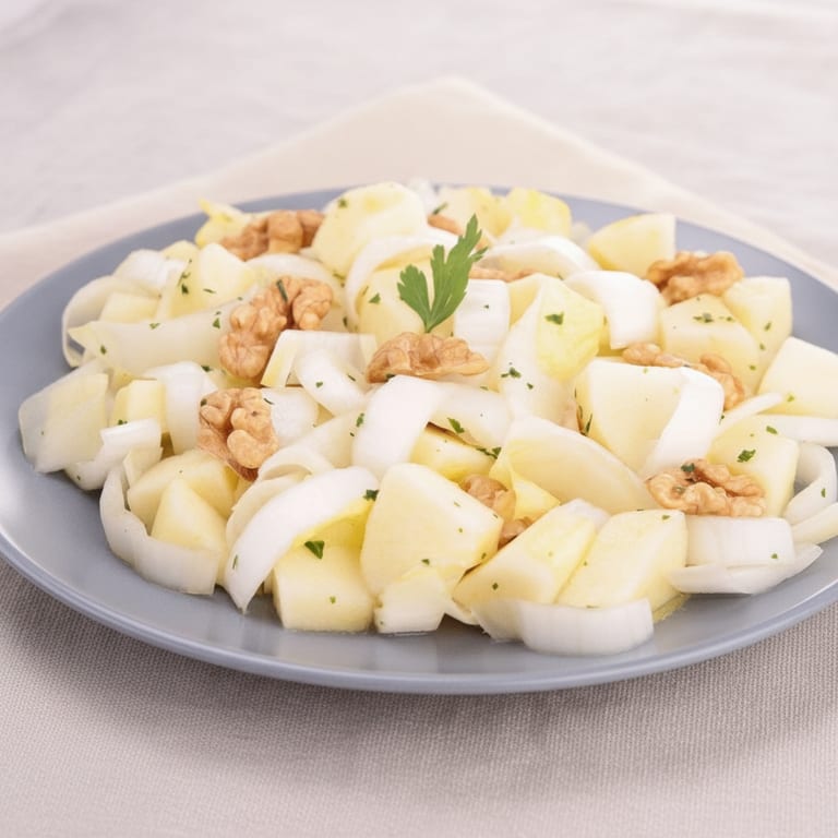 Salade rafraîchissante aux endives, pommes et noix