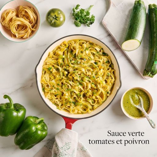 Green tomato and bell pepper sauce