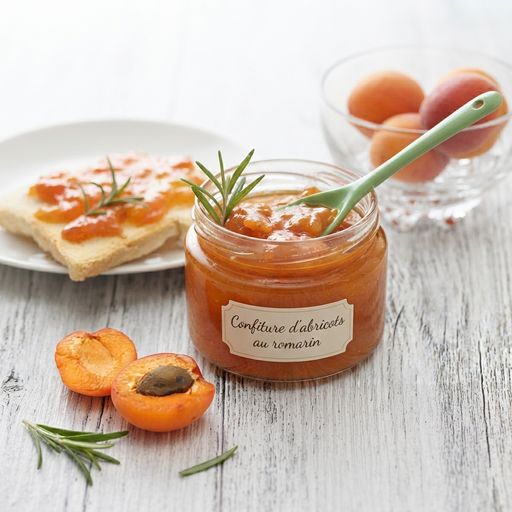 Apricot jam with rosemary