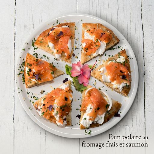 Polar bread with cream cheese and salmon